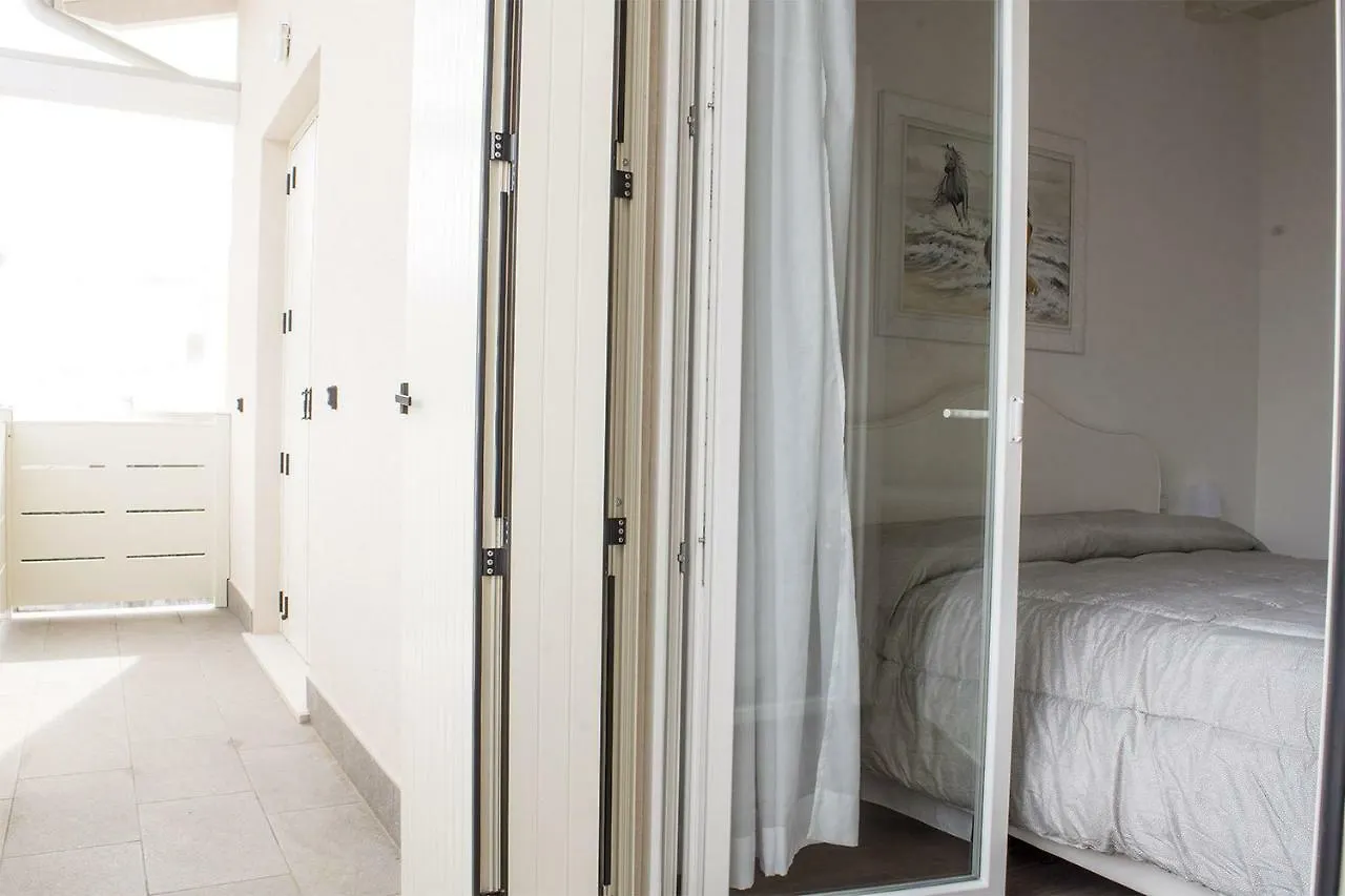 Home Suites Home Salionze Guest house