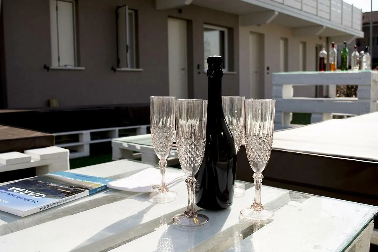 Home Suites Home Salionze 2*,