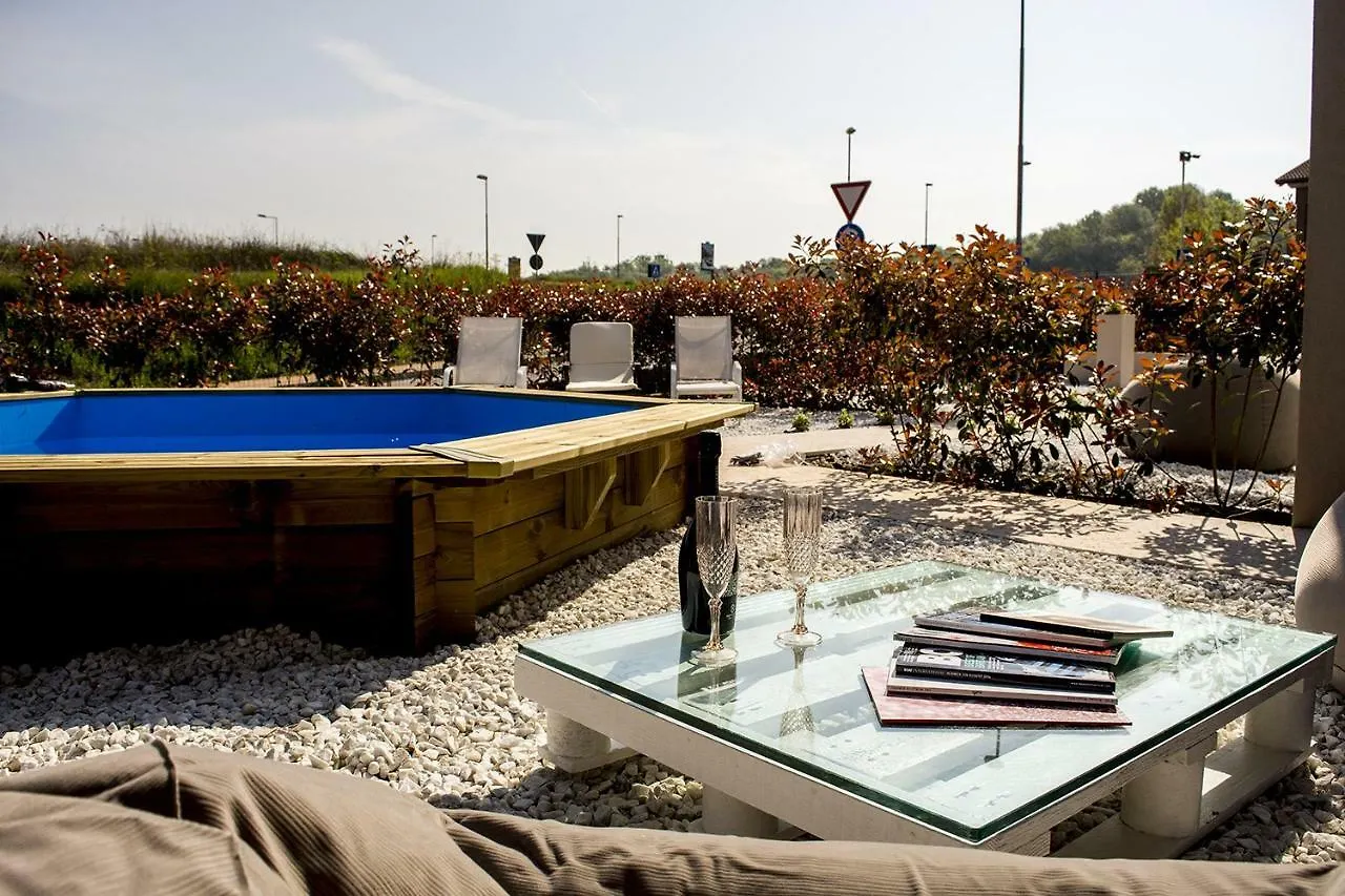 Home Suites Home Salionze 2*,  Italy