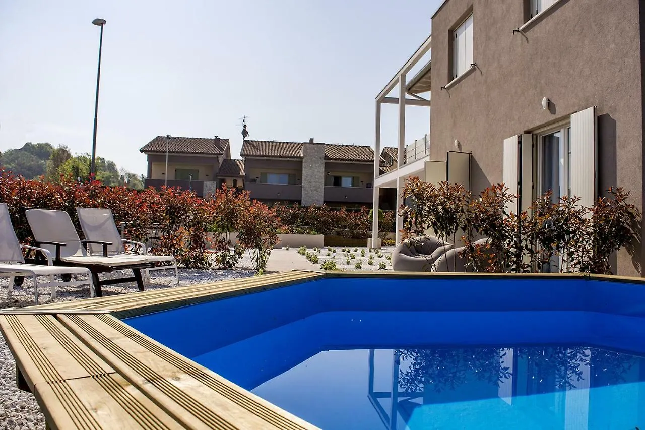 ** Guest house Home Suites Home Salionze Italy