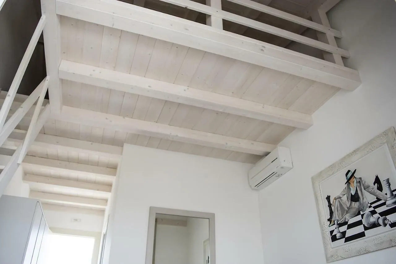 Home Suites Home Salionze Italy